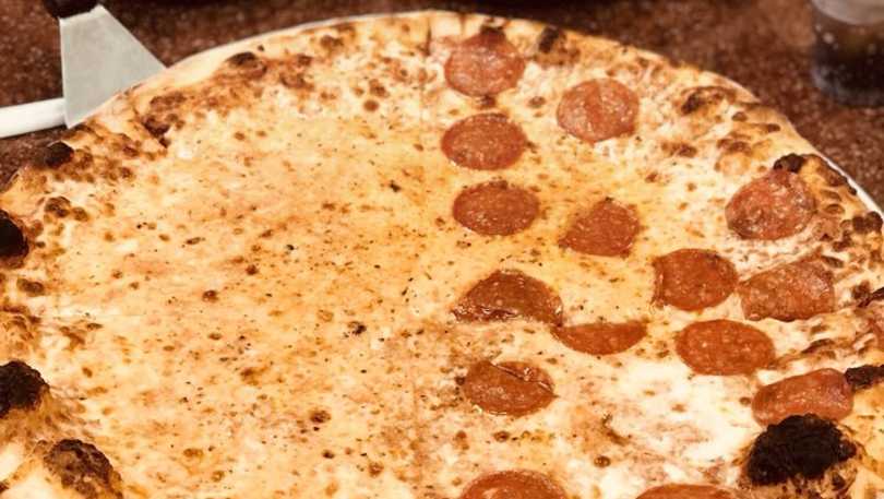 Napolitano S Brooklyn Pizza Cranston Ri 02920 4421
