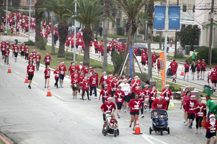 Santa Hustle in Galveston