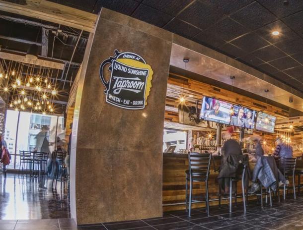 Things To Do In Midtown Crossing Entertaining Neighborhood