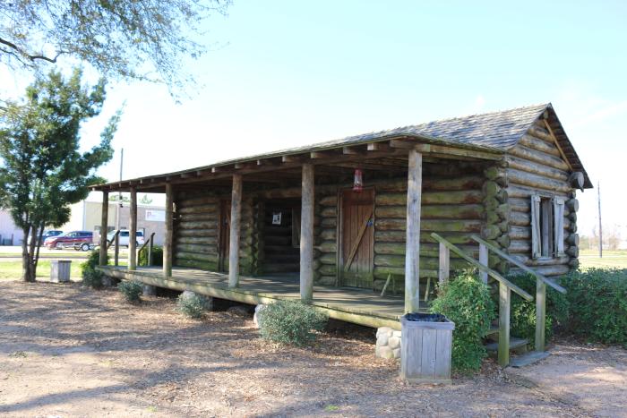 Deer Park Log House