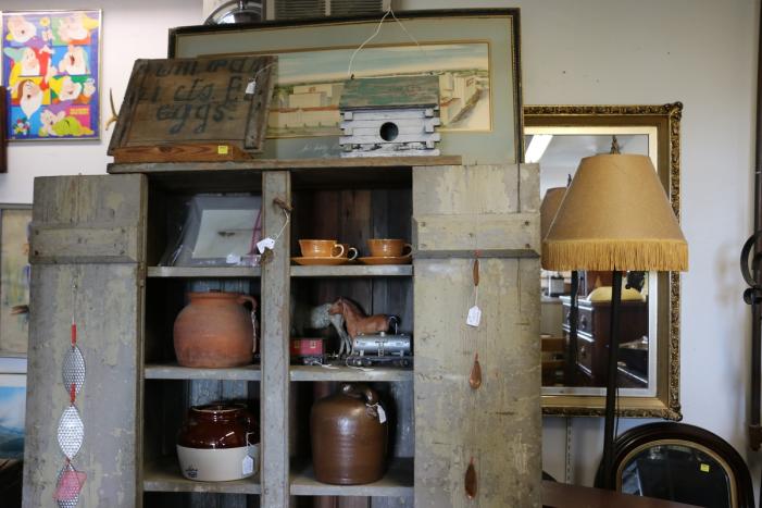 Yellow Barn Antiques More