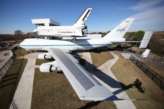 Space Shuttle Mounted on Jumbo Jet