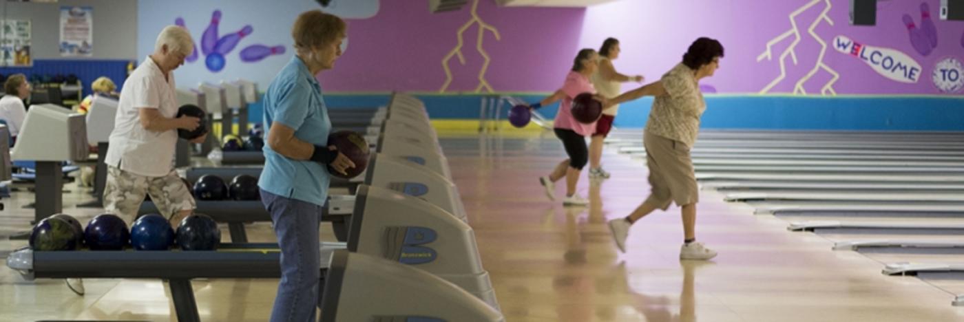 Classic Lanes Bowling Center Bloomington In 47404