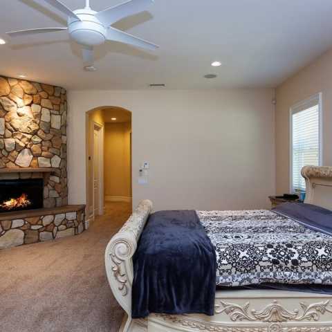 Luxury Wine Country Home on a Vineyards w/views!