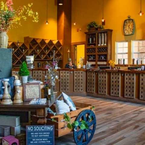 Robert Renzoni Vineyards & Winery