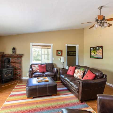 Temecula Wine Country Cottage in the Vines