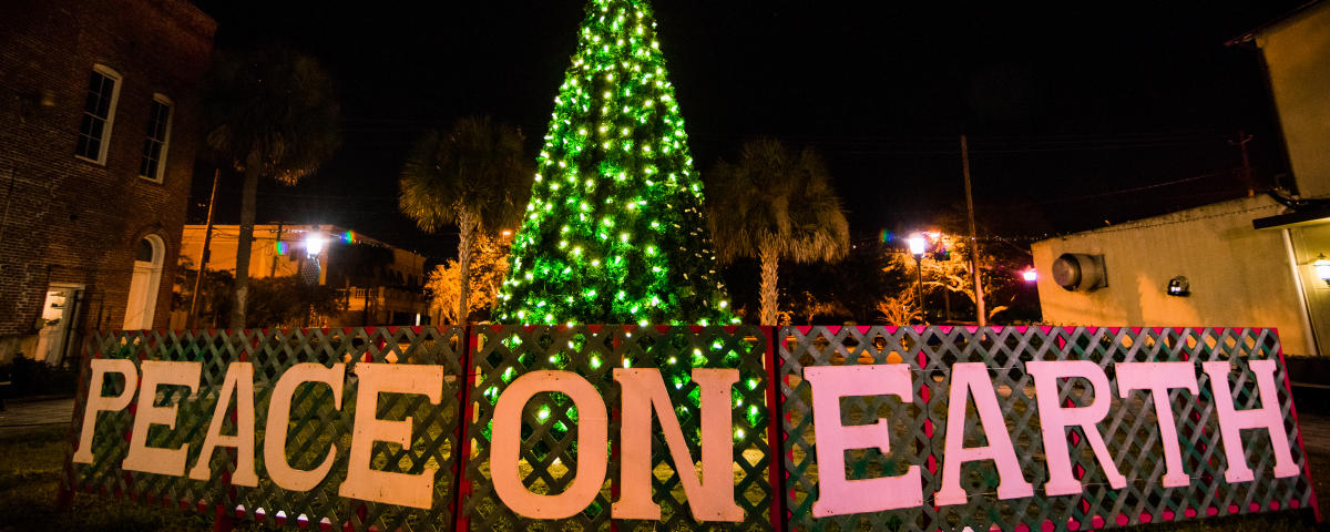 Brunswick Christmas Parade 2022 Holiday Season in the Golden Isles