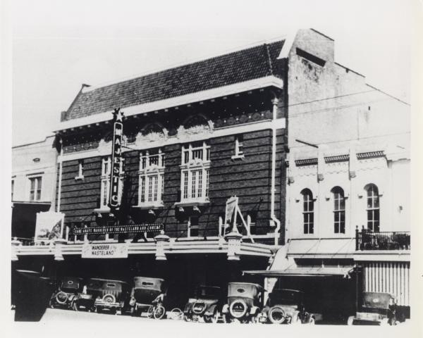 historic Paramount Theatre exterior on Congress Avenue after 1925