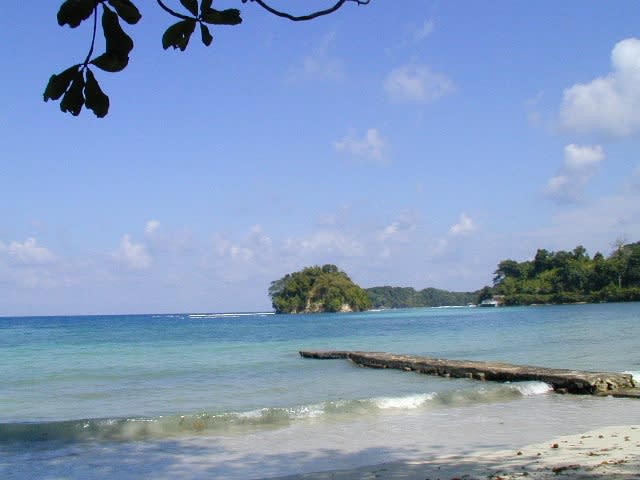 San San Beach