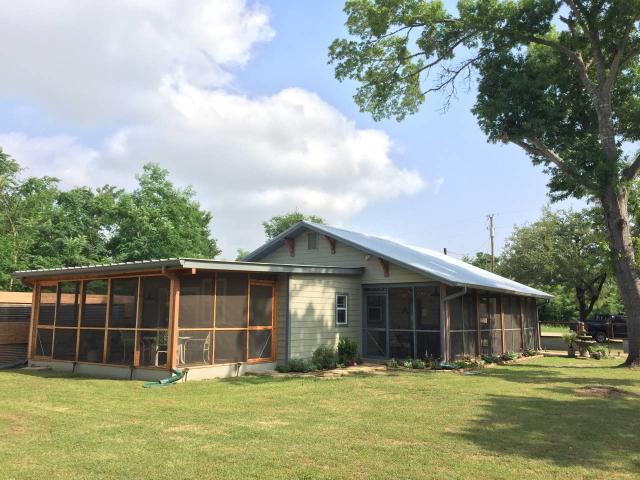 River Bungalow Exterior