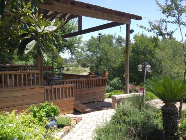 Perry Riverhouse Outside
