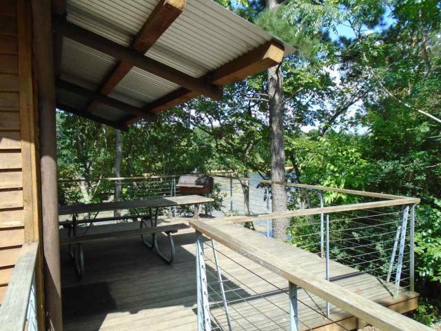 Cabin & Lake