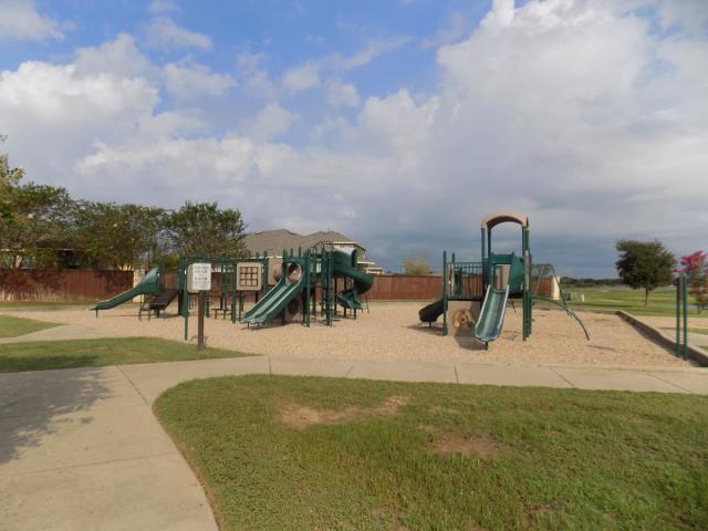 Hunters Crossing Park
