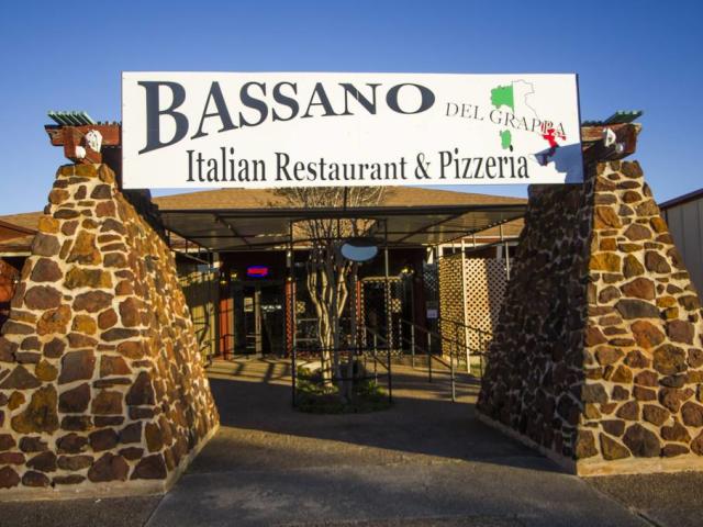 Bassanos Entrance