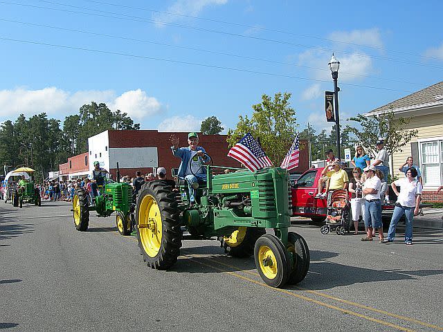 Aynor Hoe-Down Festival parade