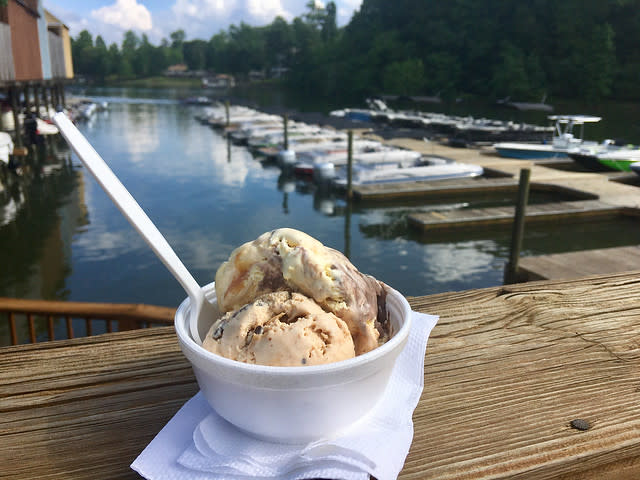 Ice Cream Cottage - Smith Mountain Lake