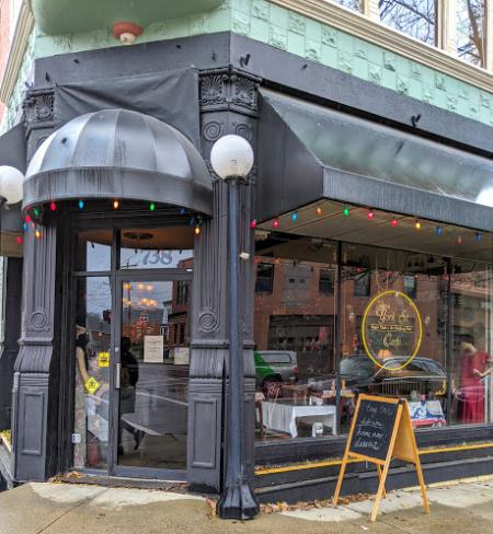 Photo of the entry door to York Street Cafe in Newport Kentucky