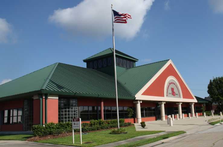 LRA Exterior