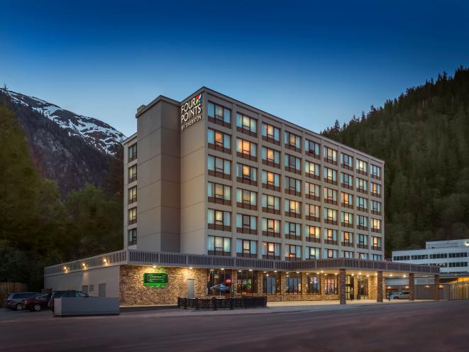 FourPointsSheraton_hotel exterior 2017 #14