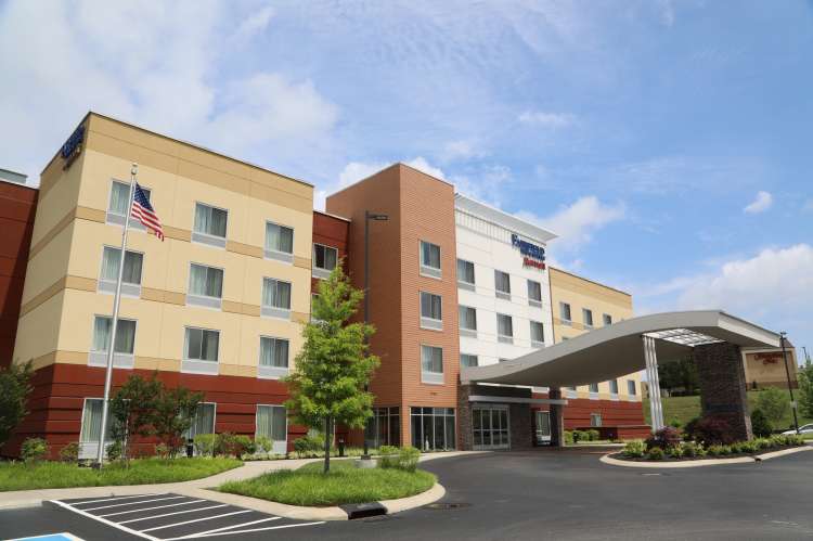 Fairfield Inn & Suites 1