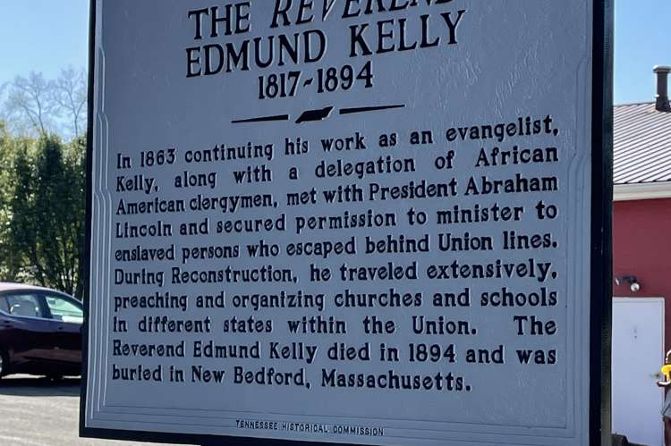 Edmund Kelly Marker (2).JPG