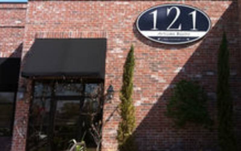 121 Artisan Bistro 2
