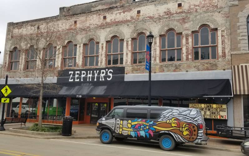 Zephyr's Exterior