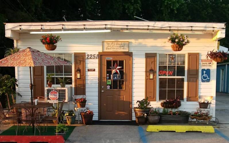 Brown Bag Cafe