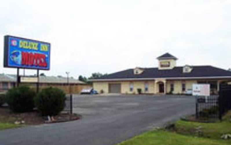 Deluxe Inn