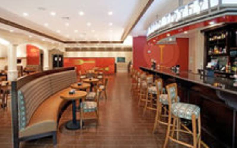 Kem's Restaurant & Bar