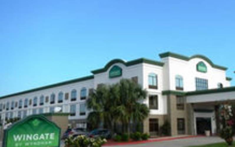 Wingate by Wyndham Sulphur