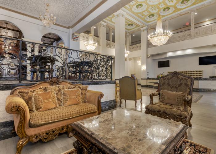 Lobby Seating Area below Lobby Bar