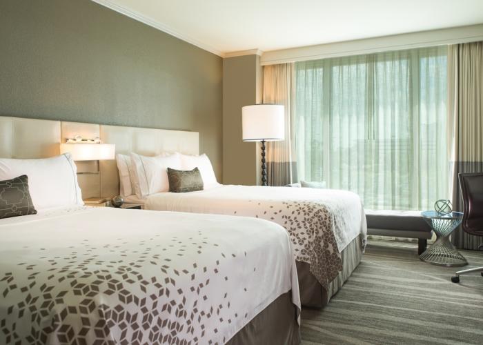 Queen Queen Guest Room
