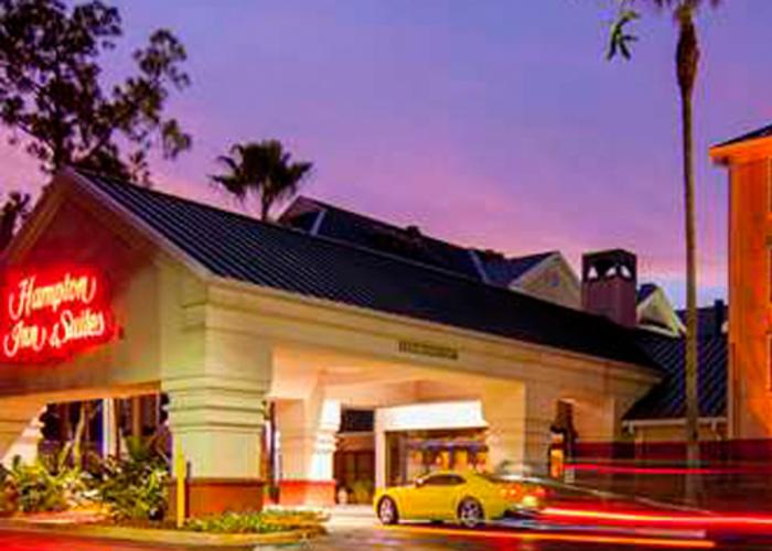 Hampton Inn & Suites Tampa North at night.