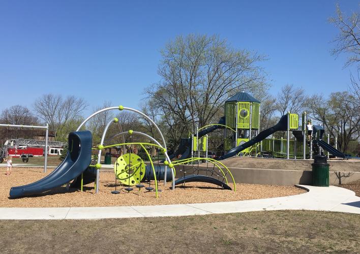 HERO Photo - Heritage Park Playground.jpg