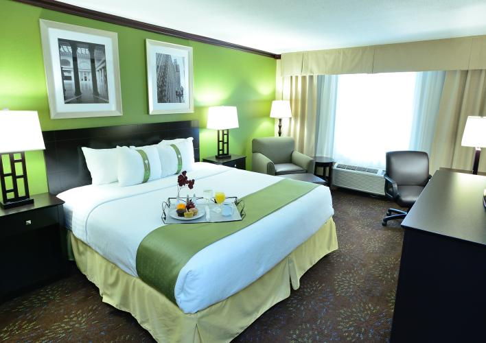Holiday Inn Guest Room