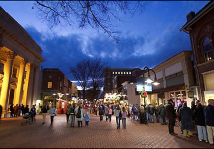 Charlottesville historic downtown mall