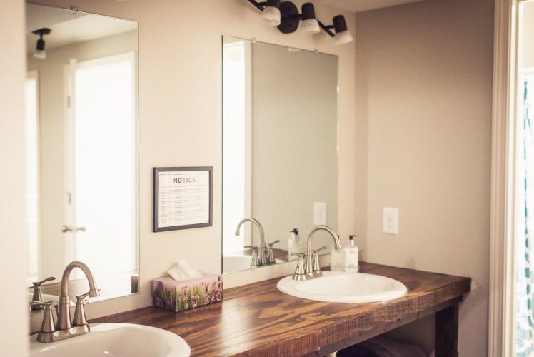 Curvue Hideaway & Trees Retreat Center bathroom sinks in Eau Claire, Wisconsin