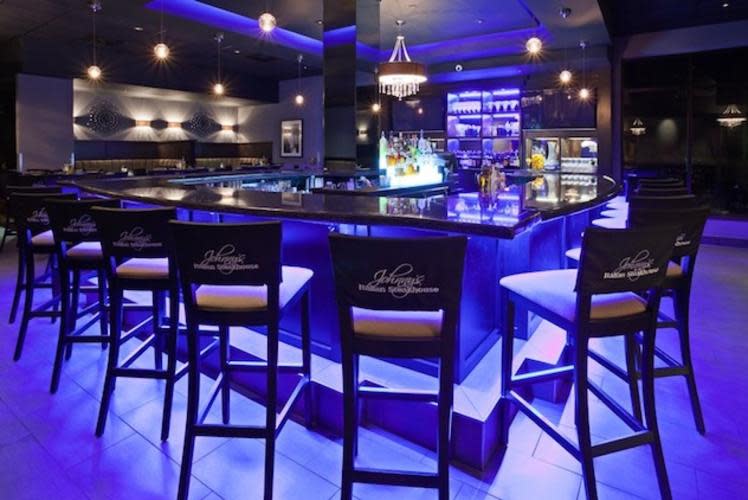 Johnny's Italian Steakhouse Bar in Eau Claire, Wi