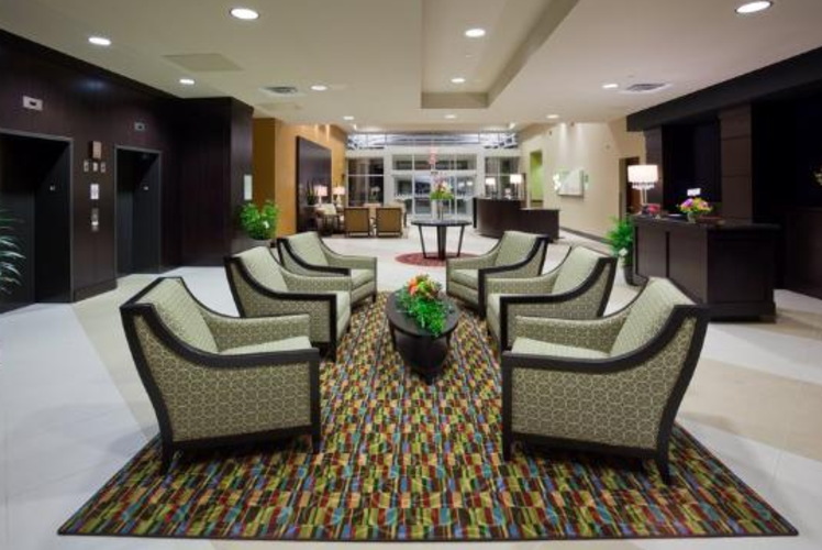 Holiday Inn Eau Claire South Hotel Lobby