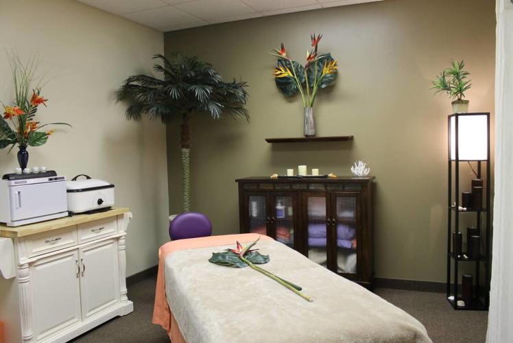 Paradise Massage in Eau Claire, Wisconsin