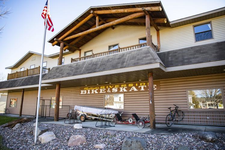 Riverside Bike & Skate exterior