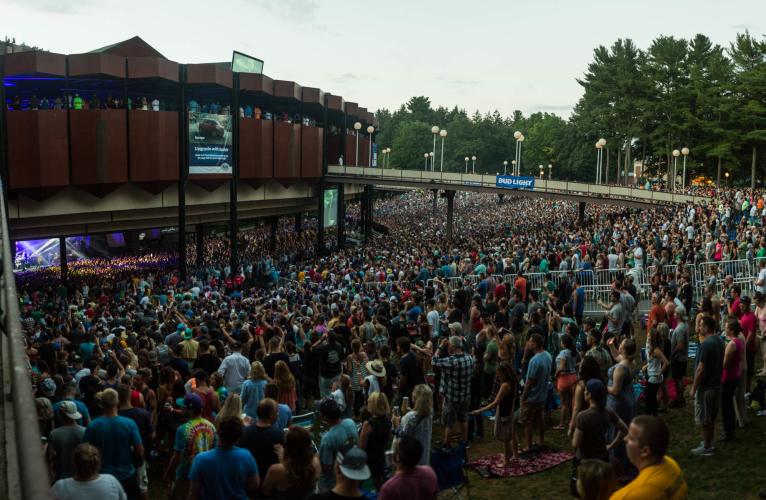 Crowd at Saratoga Performing Arts Center (SPAC) for Dave Matthews Band