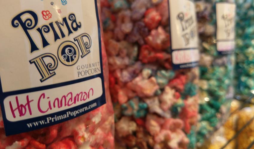 prima-pop-victor-interior-popcorn-closeup-kids-flavors