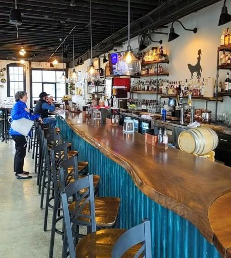 photo of bar at libby's southern comfort in covington ky