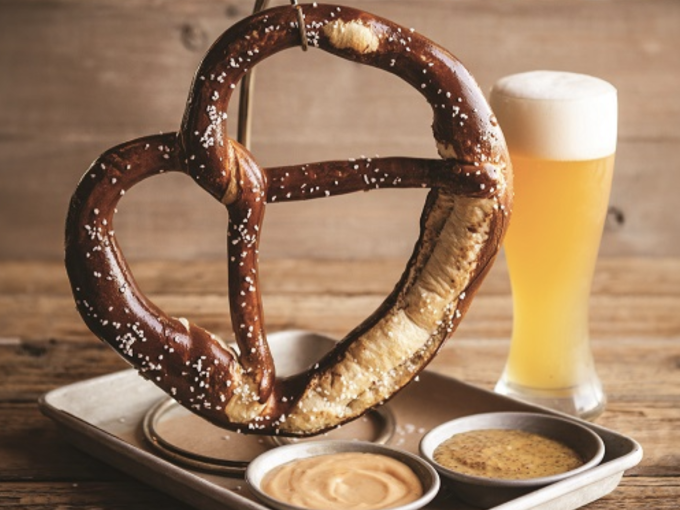 Play Trivia And Meet New People At World Of Beer