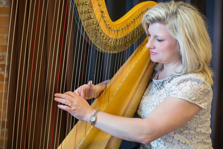 Carrie Scruggs, Harpist