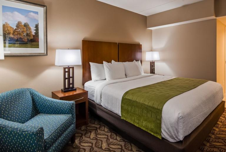 Tower King Room