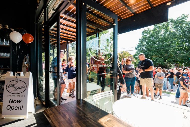 Bitty & Beau's Athens grand opening