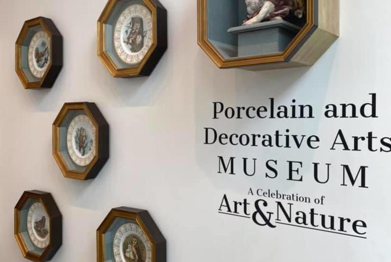 Porcelain and Decorative Arts Museum sign display